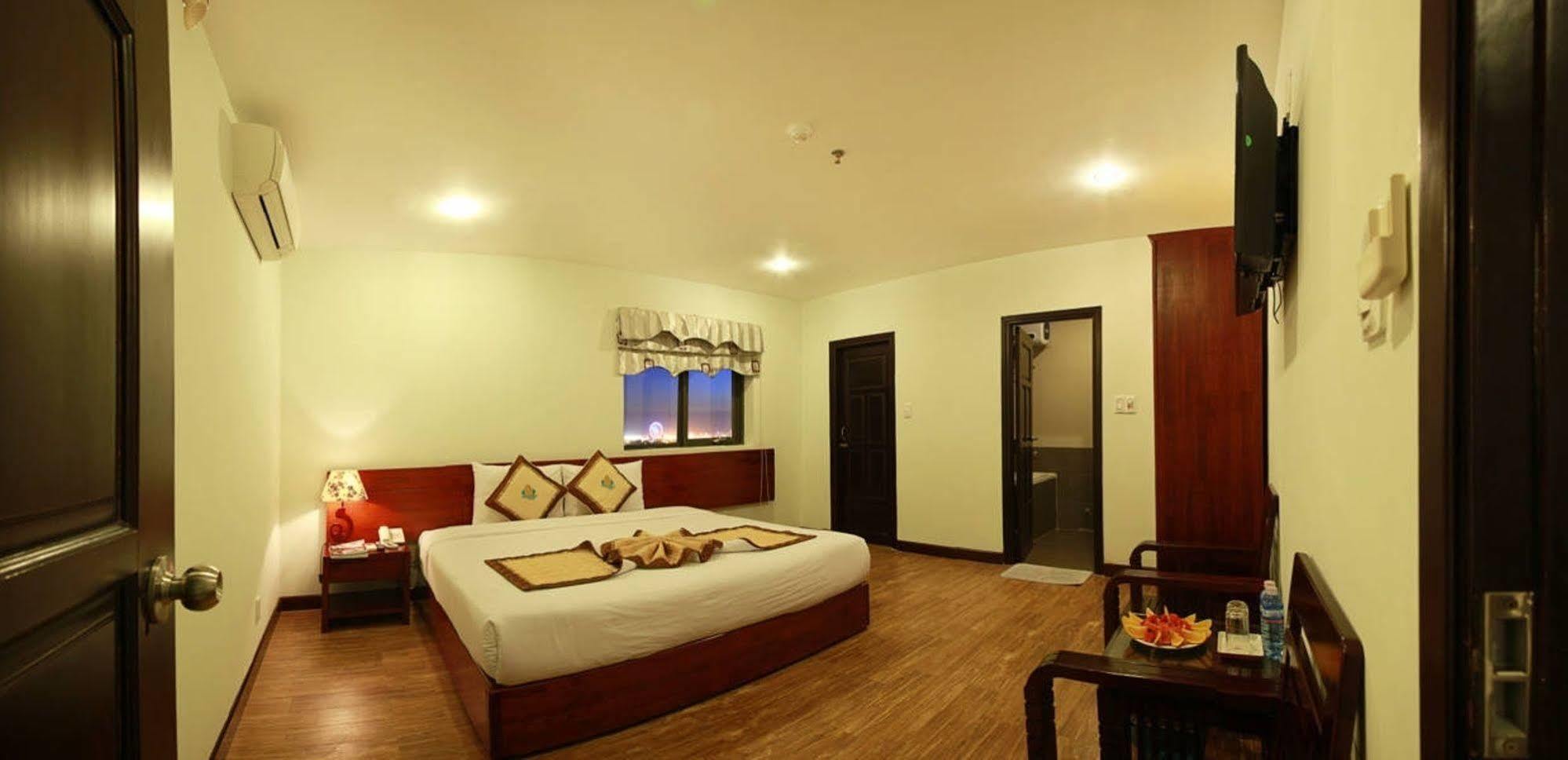 Luna Diamond Hotel Da Nang Esterno foto